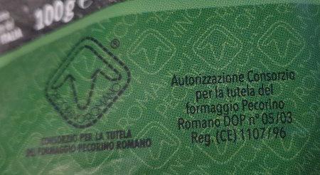 Pecorino-Romano-Gerieben-EDEKA-5.jpg
