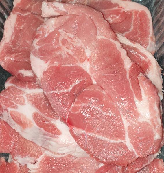 Nackensteaks-Neck-Steaks-2.jpg