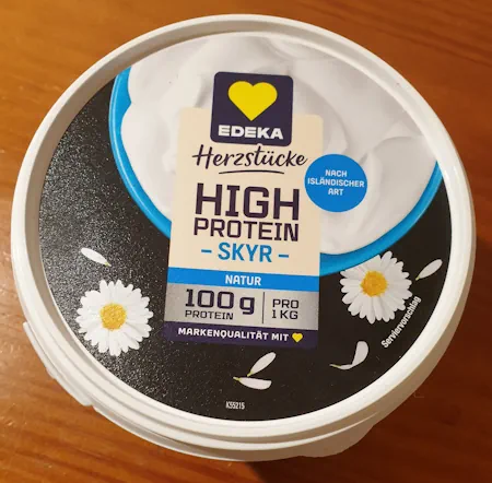 skyr 20260801_034459.webp